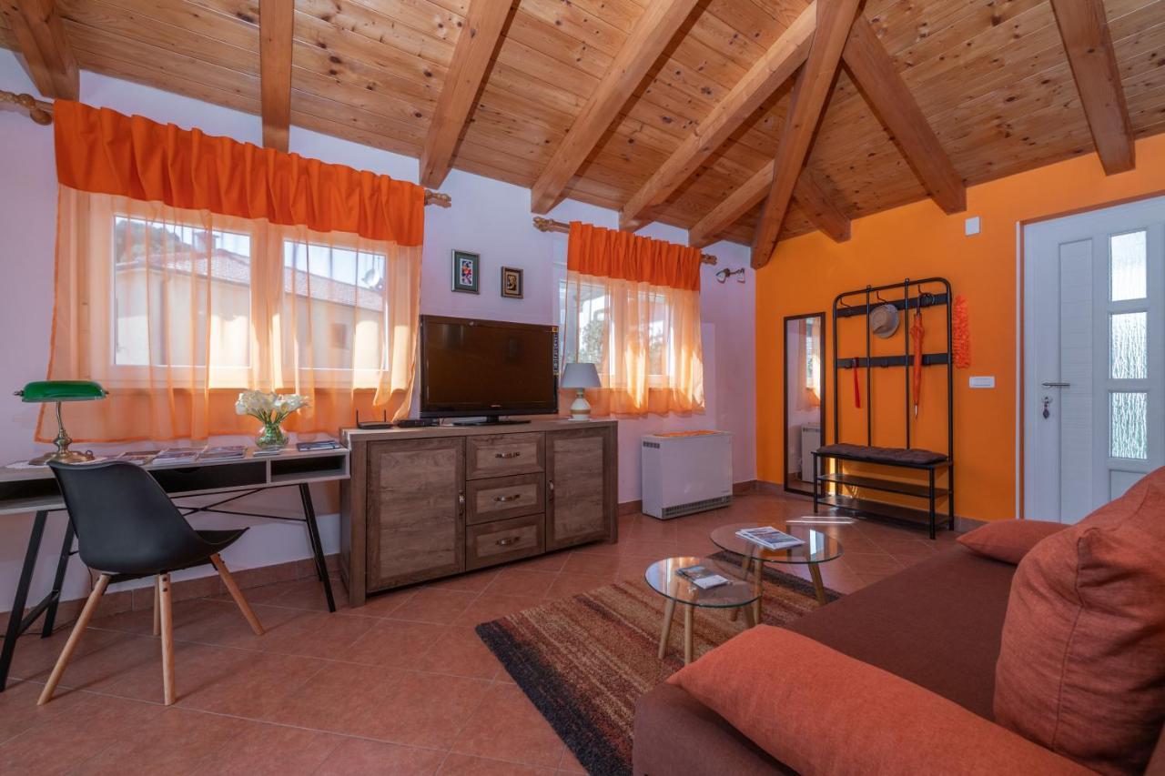 Apartment Orange 29 Rovinj Exterior photo